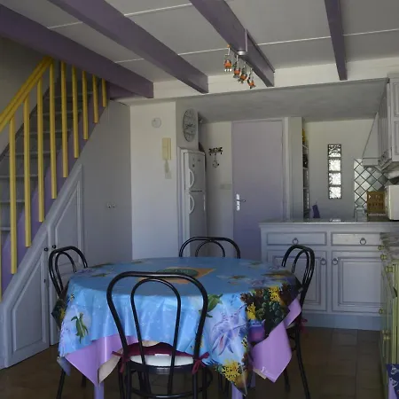 Studio Cap D'agde, 1 Piece, 6 Personnes - Fr-1-249-271 *