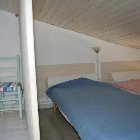 Studio Cap D'agde, 1 Piece, 6 Personnes - Fr-1-249-271 *